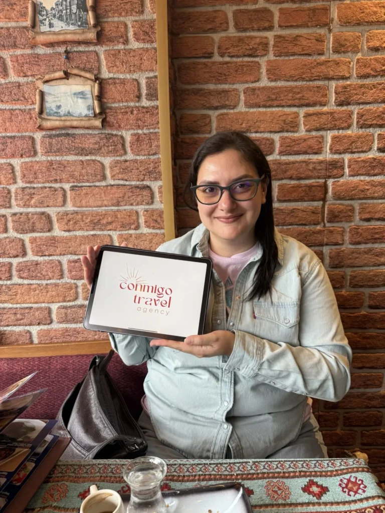 Conmigo Travel tour guide with guest at a traditional Turkish cafe