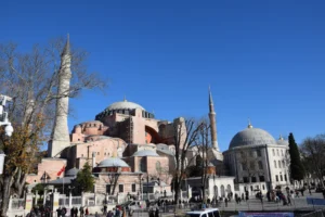 Hagia Sophia in Istanbul, a major monument and mosque that visitors photograph